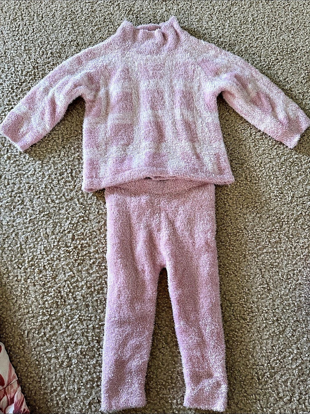 modern moments Fuzzy Matching Set in Pink